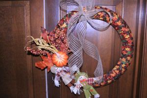 fall wreath scarecrow #1